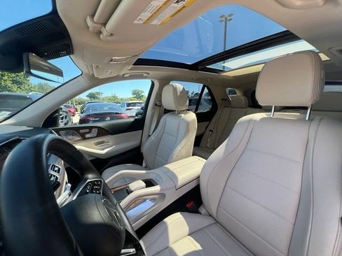 Certified 2025 Mercedes-Benz GLE 450e 4MATIC image 21