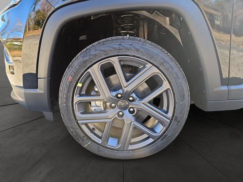 New 2026 Jeep Compass Limited image 14