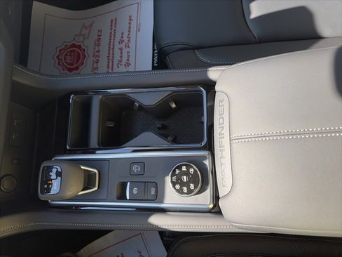 New 2025 Nissan Pathfinder SL w/ Cargo Package image 24