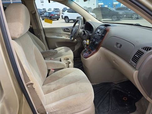 Used 2006 Kia Sedona EX FWD image 10