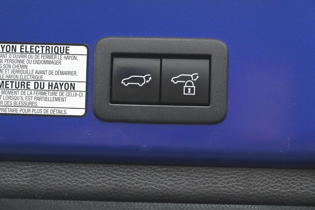 Used 2024 Toyota Corolla Cross AWD Hybrid w/ Convenience Package image 30
