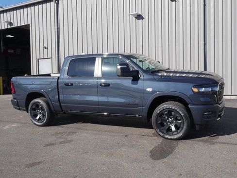 New 2026 RAM 1500 Big Horn AWD/4WD image 9
