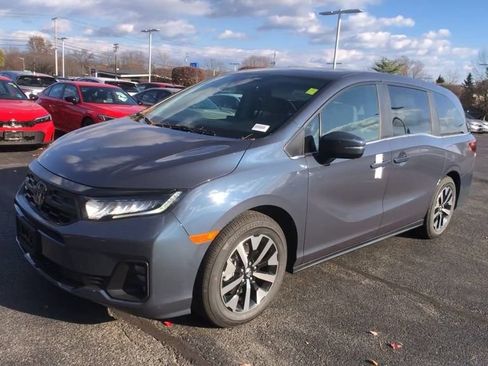 New 2026 Honda Odyssey EX-L image 4