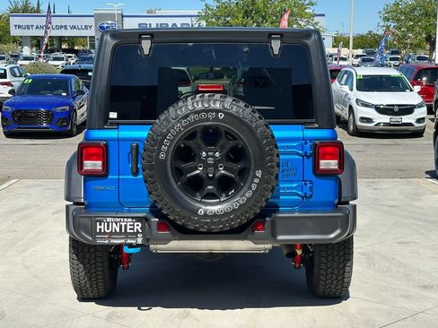 Used 2023 Jeep Wrangler Unlimited AWD/4WD image 6