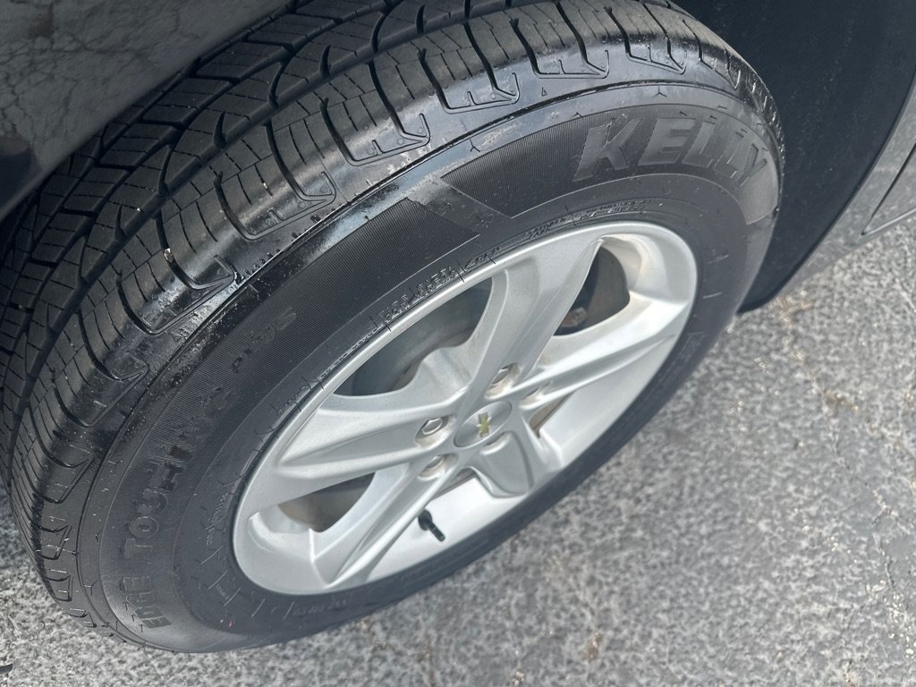 Used 2020 Chevrolet Malibu LS FWD image 6
