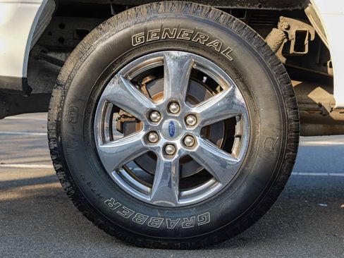 Used 2019 Ford F150 XLT w/ Equipment Group 302A Luxury AWD/4WD image 15
