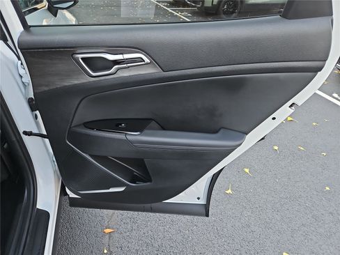 Used 2025 Kia Sportage X-Line image 31