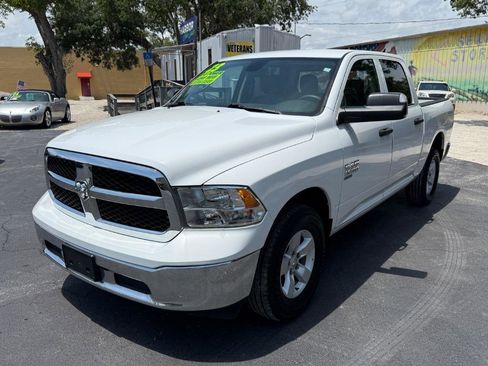 Used 2023 RAM 1500 Classic SLT w/ Trailer & Traction Group AWD/4WD image 3
