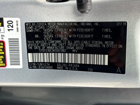 Used 2019 Toyota Sienna XLE image 11
