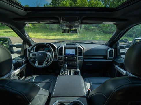 Used 2020 Ford F150 Lariat w/ Equipment Group 502A Luxury AWD/4WD image 14