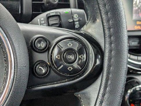 Used 2019 MINI Cooper 4-Door Hardtop FWD image 5