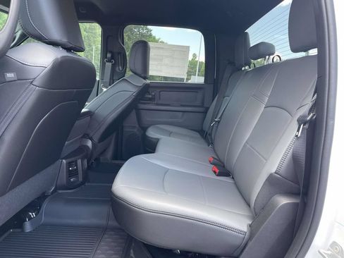 New 2026 RAM 2500 Tradesman w/ Chrome Appearance Group AWD/4WD image 19