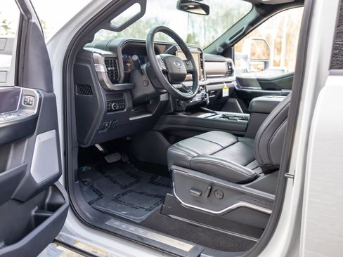 Used 2026 Ford F450 Platinum image 33