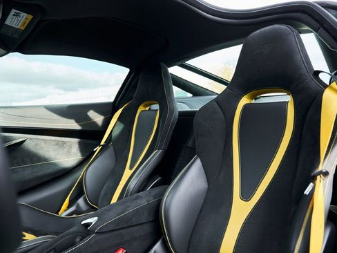 Used 2021 McLaren 720S RWD image 47