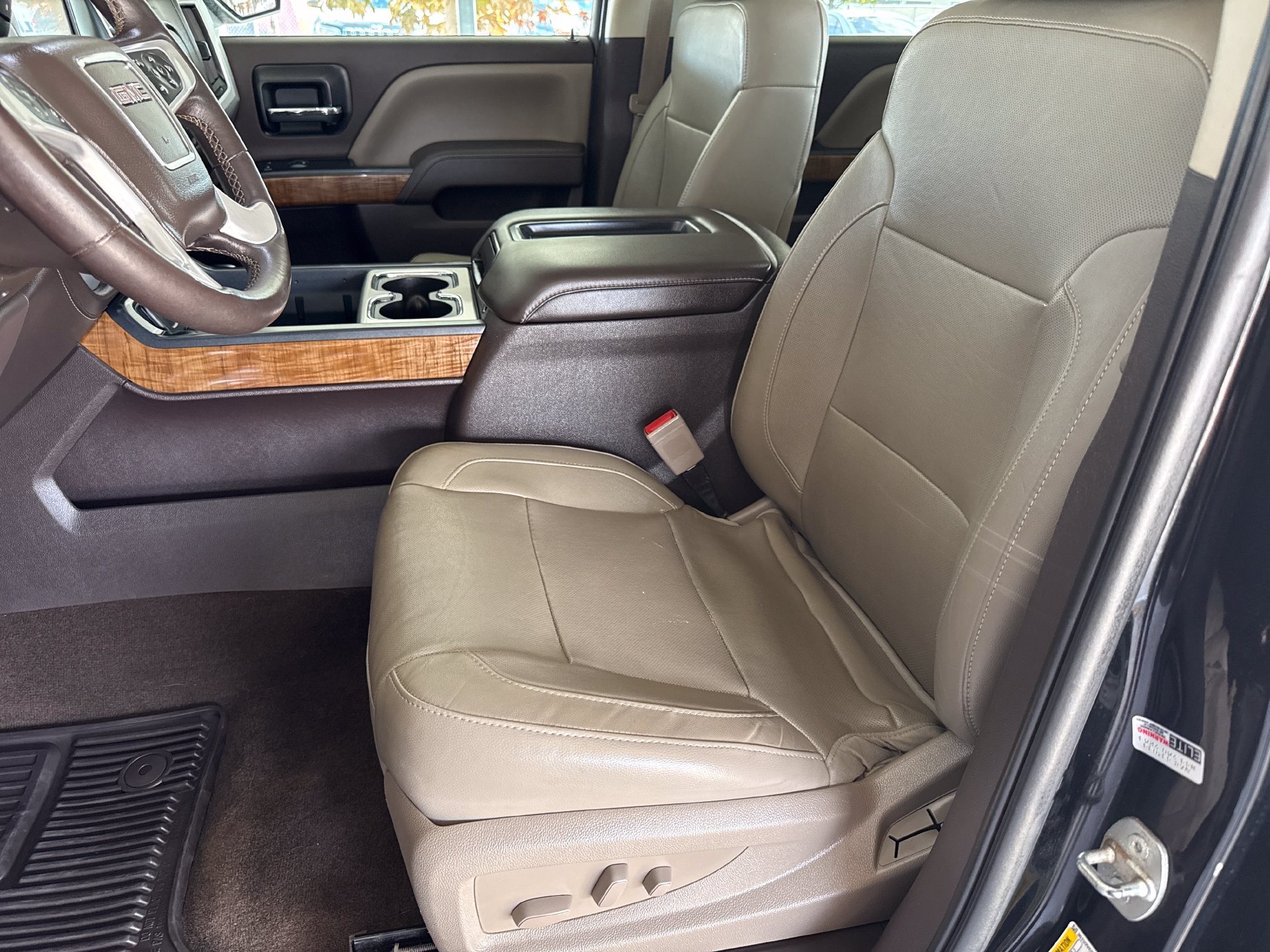 Used 2014 GMC Sierra 1500 SLT w/ SLT Crew Cab Value Package AWD/4WD image 13
