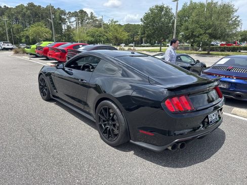 Used 2017 Ford Mustang Shelby GT350 w/ Electronics Package RWD image 12