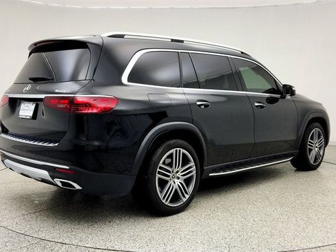 Used 2024 Mercedes-Benz GLS 450 4MATIC image 5