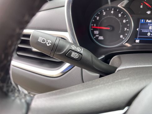 Used 2023 Chevrolet Equinox LT image 22