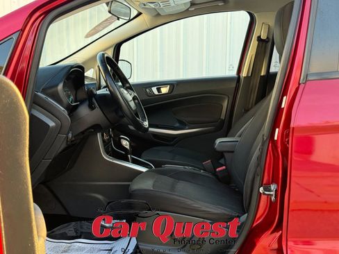 Used 2018 Ford EcoSport SE w/ SE Convenience Package image 9