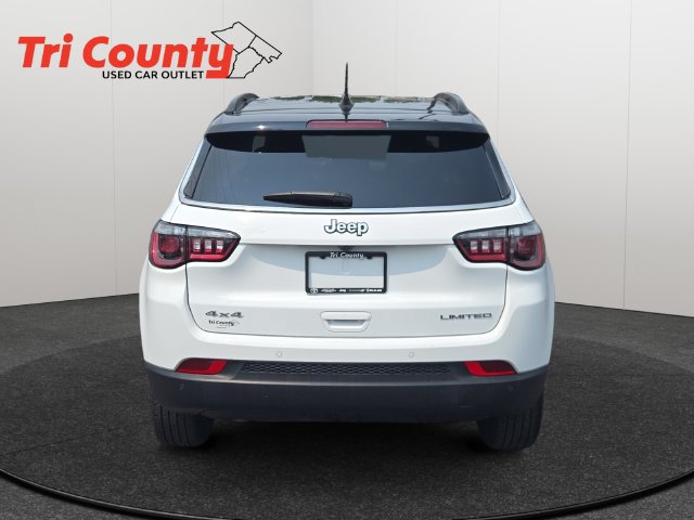 Used 2025 Jeep Compass Limited AWD/4WD image 7