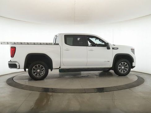 Used 2024 GMC Sierra 1500 AT4 w/ Technology Package image 6