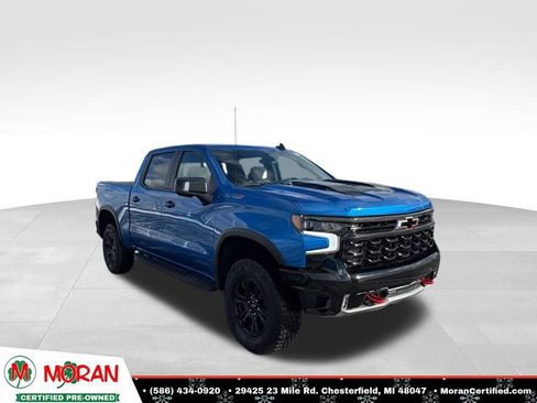 Used 2022 Chevrolet Silverado 1500 ZR2 w/ Technology Package image 7