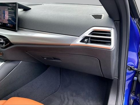 Used 2025 BMW M240i Coupe RWD image 18