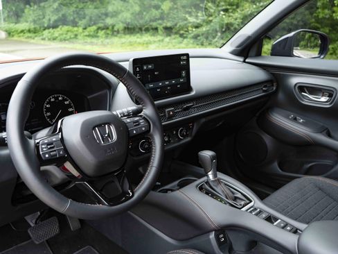 Used 2026 Honda HR-V Sport image 16