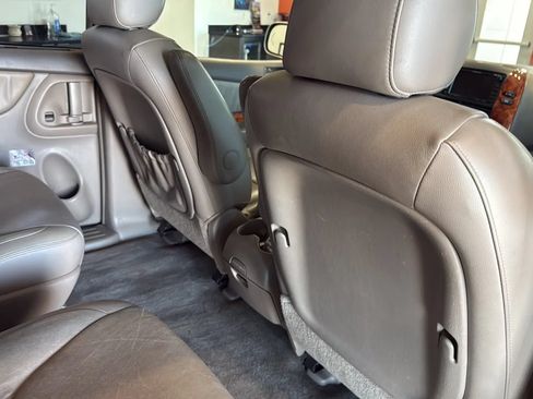 Used 2006 Toyota Sienna XLE Limited w/ XLE Limited Pkg 2 AWD/4WD image 52