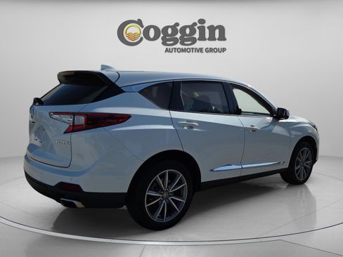 Used 2023 Acura RDX FWD w/ Technology Package image 5