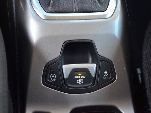 Used 2022 Jeep Renegade Latitude image 27