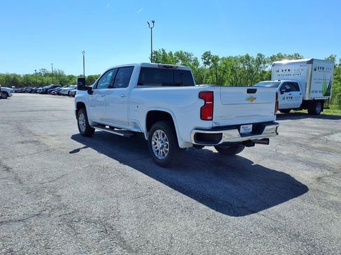 Used 2025 Chevrolet Silverado 2500 LTZ w/ LTZ Premium Package AWD/4WD image 32