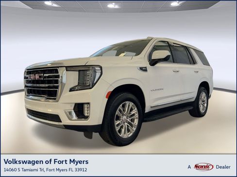Used 2023 GMC Yukon SLT image 1