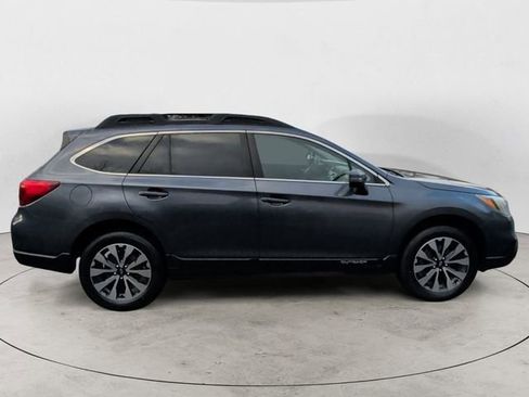 Used 2016 Subaru Outback 2.5i Limited AWD/4WD image 6