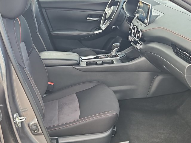 Used 2025 Nissan Sentra SR FWD image 20