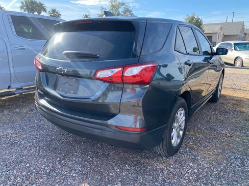 Used 2020 Chevrolet Equinox LS image 4
