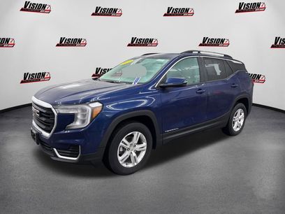 Used 2022 GMC Terrain SLE w/ Driver Convenience Package