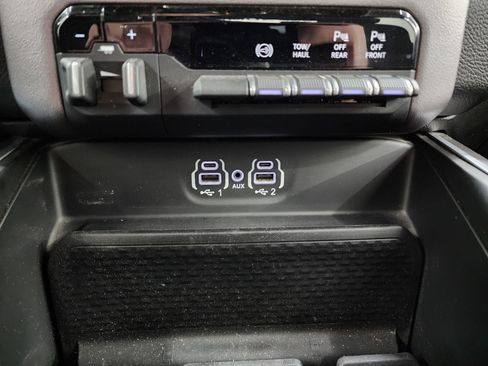 Used 2020 RAM 2500 Big Horn w/ Night Edition image 65