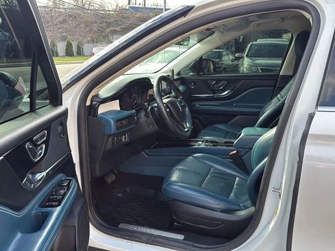 Used 2020 Lincoln Corsair Reserve w/ Equipment Group 201A image 22