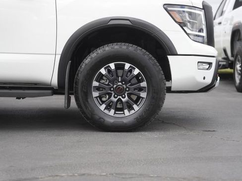 Used 2024 Nissan Titan PRO-4X w/ Pro-4x Utility Package image 4