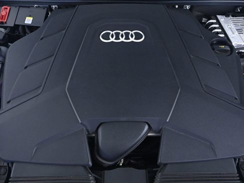 Certified 2025 Audi Q8 Premium w/ Convenience Package image 25