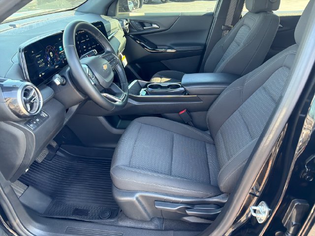 Certified 2025 Chevrolet Equinox LT w/ Safety and Technology Package FWD image 10