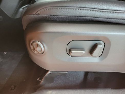 New 2025 Jeep Wrangler Unlimited Sahara w/ Safety Group image 10