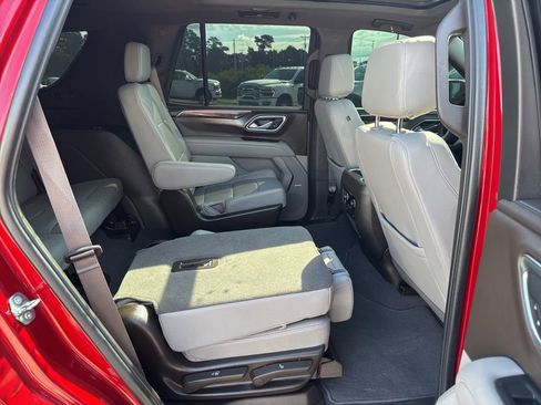 Used 2023 Chevrolet Tahoe Z71 w/ Luxury Package AWD/4WD image 21