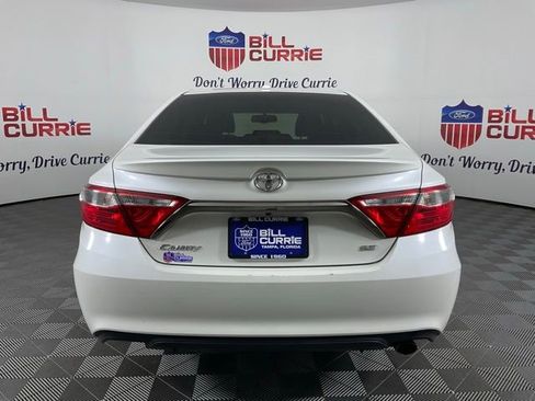 Used 2015 Toyota Camry XSE image 4