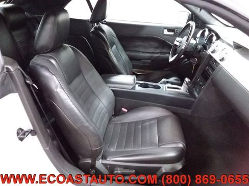 Used 2006 Ford Mustang GT Premium image 10