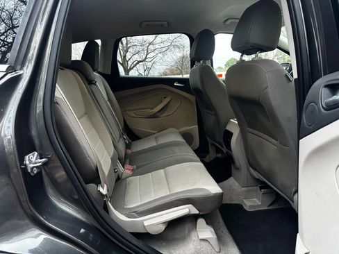 Used 2015 Ford Escape SE w/ Equipment Group 201A image 15