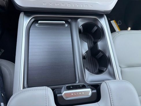 New 2027 Ford Expedition Active AWD/4WD image 6
