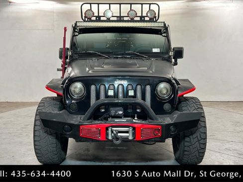 Used 2008 Jeep Wrangler Unlimited Rubicon w/ Dual Top Group AWD/4WD image 8
