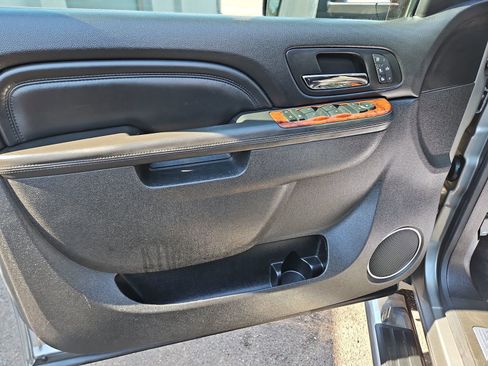 Used 2014 GMC Sierra 2500 Denali image 12